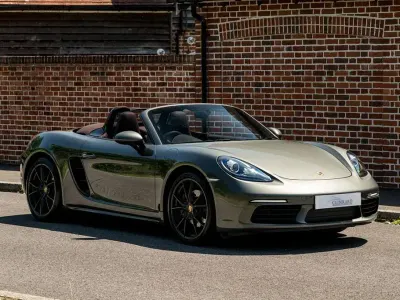 Used Porsche 718 Boxster 2022 Green Cabriolet