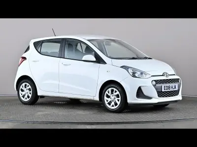 Used Hyundai i10 SE 67 HP (49 kW) 2018 White Hatchback