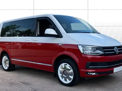 Used VW Caravelle Generation Six 204 HP (150 kW) 2017 Blue Van