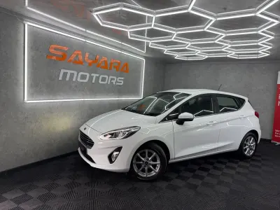 Used Ford Fiesta Zetec 100 HP (73 kW) 2018 White Hatchback