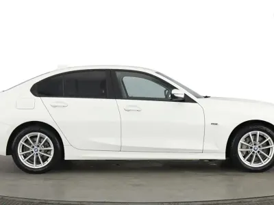 Used BMW 330e 292 HP (214 kW) 2022 White Sedan