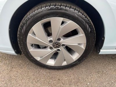 Used VW Golf VIII Match 115 HP (84 kW) 2024 Blue Hatchback