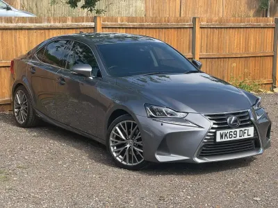 Used Lexus IS300h