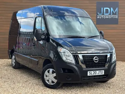 Usado Nissan NV400 Tekna 2020 Preto Van