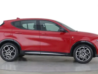 Used Alfa Romeo Tonale Ti 160 HP (117 kW) 2023 Red SUV