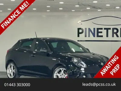 Used Alfa Romeo Giulietta Edizione Speciale 150 HP (110 kW) 2017 Black Hatchback