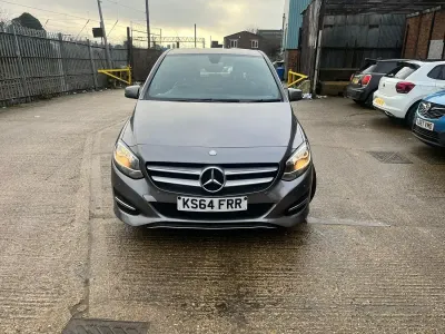 Begagnad Mercedes B180