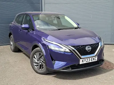 Used Nissan Qashqai Acenta Premium 140 HP (102 kW) 2023 Blue SUV