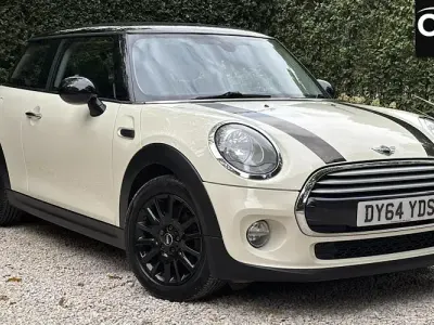 Used Mini Cooper Hatch 136 HP (100 kW) 2014 White Hatchback