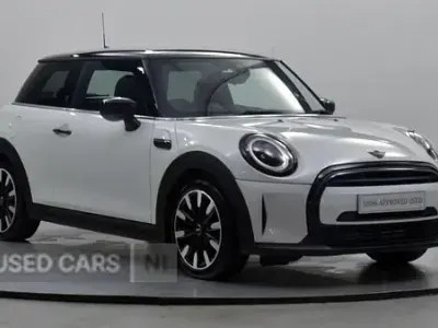 Used Mini Cooper Exclusive 134 HP (98 kW) 2023 White Hatchback