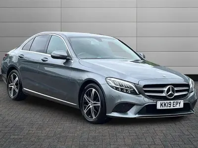 Używany Mercedes C220 194 KM (142 kW) 2019 Szary Sedan/Limuzyna