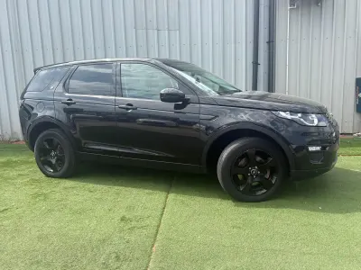 Used Land Rover Discovery Sport SE 180 HP (132 kW) 2015 Black SUV