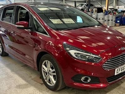 Used Ford S-MAX Titanium 180 HP (132 kW) 2016 Ruby red MPV