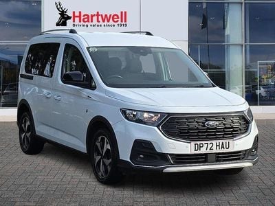 White Used 2022 Ford Tourneo Connect Active MPV | £19,489 (Fair price)