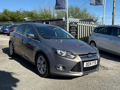 Usado Ford Focus Titanium 125 HP (91 kW) 2014 Castanho Citadino