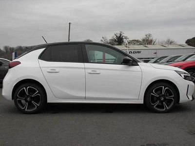 Used Vauxhall Corsa S 100 HP (73 kW) 2023 White Hatchback