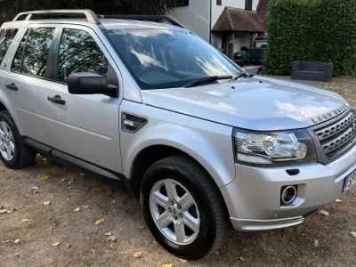 Used Land Rover Freelander 2 150 HP (110 kW) 2013 Silver SUV