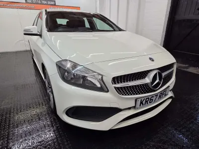 Usado Mercedes A160 AMG line 2017 Branco Citadino