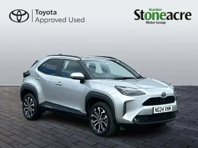 Used Toyota Yaris Hybrid Design 2024 Silver Hatchback