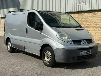 Used Renault Trafic 2010 Silver MPV