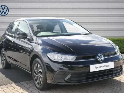 Used VW Polo Life 80 HP (58 kW) 2022 Black Hatchback