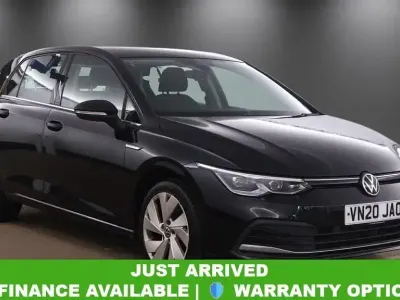 Second-hand VW Golf VII Style 150 CP (110 kW) 2020 Negru Hatchback