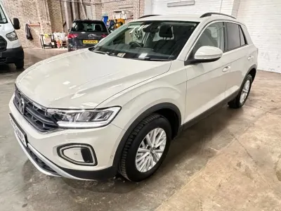 Used VW T-Roc Life 150 HP (110 kW) 2023 Grey SUV
