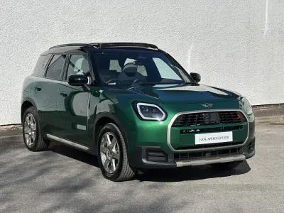 Used Mini Countryman Exclusive 215 HP (158 kW) 2025 Green SUV