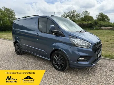 Używany Ford Transit Custom Sport 185 KM (136 kW) 2021 Niebieski Van