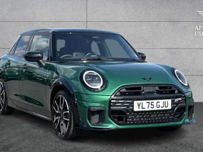 Used Mini Cooper Hatch 113 kW (154 HP) 2026 Green Hatchback