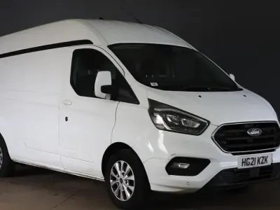 Used Ford Transit Custom Limited 130 HP (95 kW) 2021 White Van