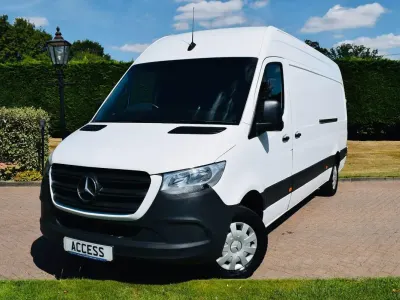 Used Mercedes Sprinter Premium 148 HP (108 kW) 2023 White Van