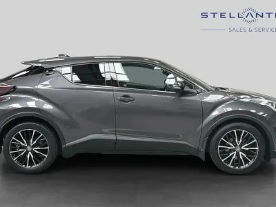 Used Toyota C-HR 120 HP (88 kW) 2018 Grey SUV