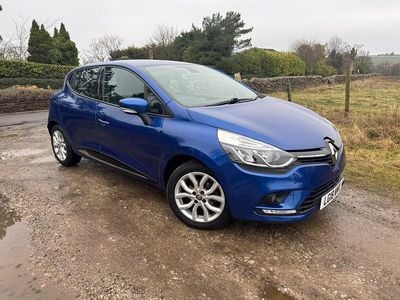 Used Renault Clio IV Dynamique 2018 Blue Hatchback