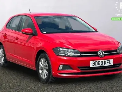 Begagnad VW Polo SE 95 HK (69 kW) 2020 Halvkombi