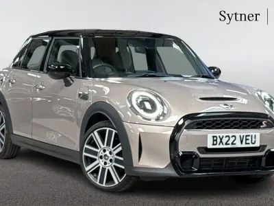 Used Mini Cooper S Exclusive 192 HP (141 kW) 2022 Grey Hatchback