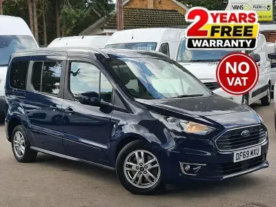Used Ford Grand Tourneo Connect Titanium 120 HP (88 kW) 2020 Blue MPV