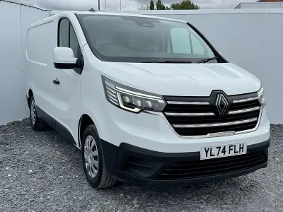 Used Renault Trafic 2025 White MPV