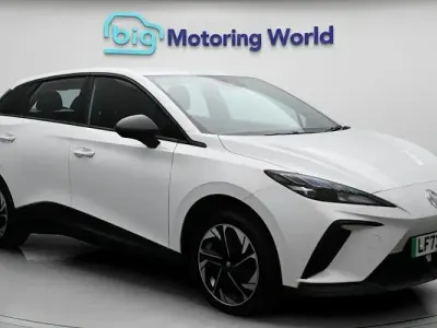 Usado MG MG4 EV SE 319 kW (435 HP) 2023 Branco Citadino