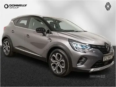 Second-hand Renault Captur Techno 143 CP (105 kW) 2023 Gri SUV