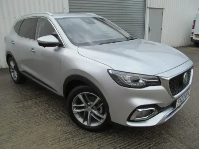 Usado MG HS Exclusive 258 HP (189 kW) 2023 Prateado SUV