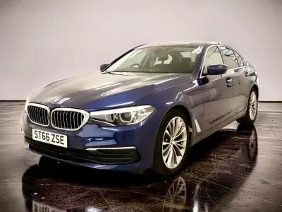 Begagnad BMW 520 Comfort Edition 190 HK (139 kW) 2017 Blå Sedan