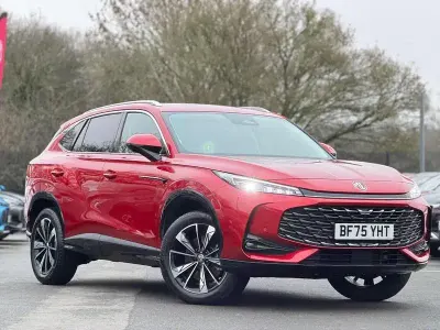 Używany MG HS Trophy 2025 Czerwony SUV