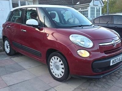 Used Fiat 500L Easy 85 HP (62 kW) 2013 Red MPV