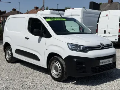 Used Citroën Berlingo 100 HP (73 kW) 2023 White MPV