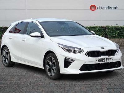 Used Kia Ceed 2019 White Hatchback