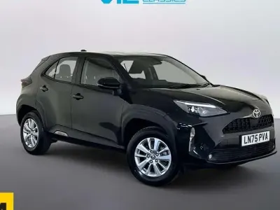 Used Toyota Yaris Cross 116 HP (85 kW) 2025 Black SUV