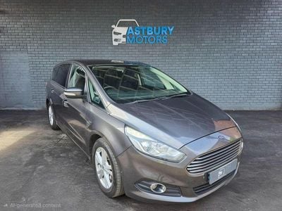 Begagnad Ford S-MAX Titanium 2015 Grå Minibuss