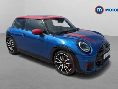 Used Mini John Cooper Works 231 HP (169 kW) 2025 Blue Hatchback