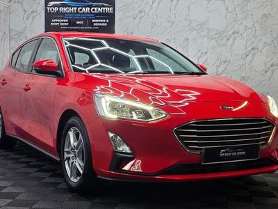 Usado Ford Focus Zetec 120 HP (88 kW) 2019 Vermelho Citadino